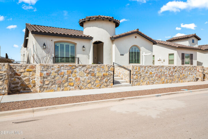 Property Photo:  2325 Tony Harper Street  TX 79938 