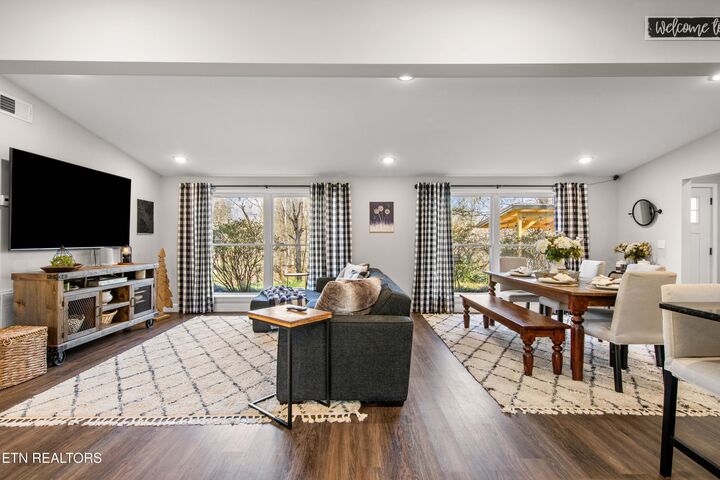 Property Photo: 507 Short St TN 37303