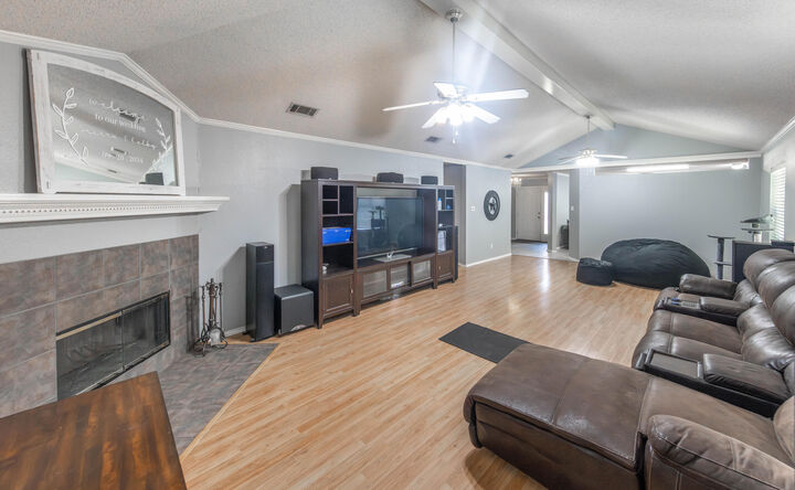 Property Photo:  6307 8th Street  TX 79416 