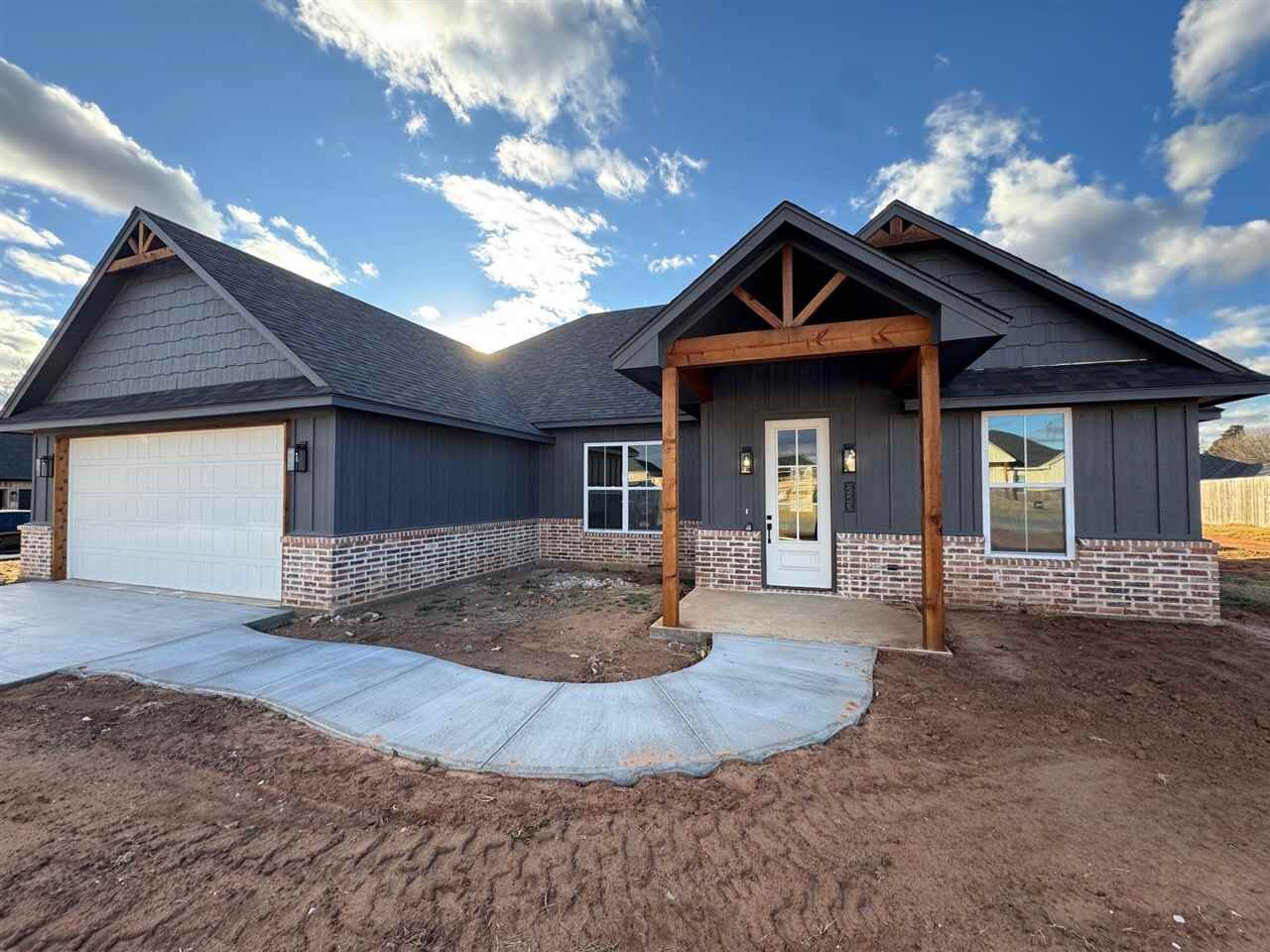 Property Photo:  223 Blakely Ln  OK 73541 