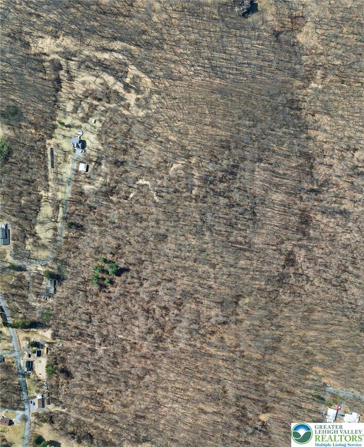 Property Photo: 455 Morvale Road PA 18042