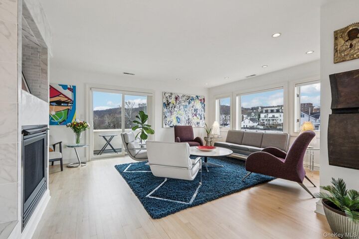 Property Photo:  6 Burd Street 2406  NY 10960 