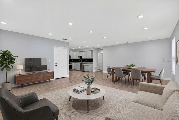 Property Photo:  722 22nd Street  FL 32805 