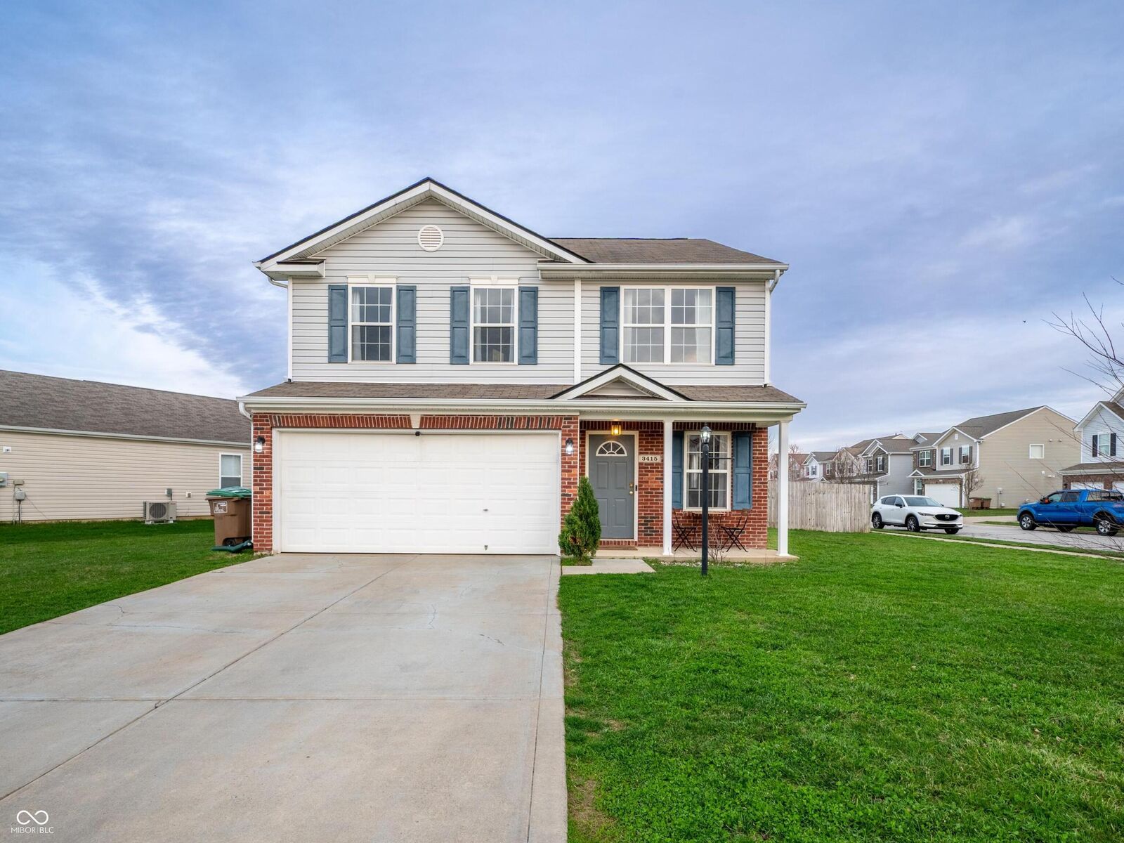 Property Photo:  3415 Parkview Drive  IN 47201 