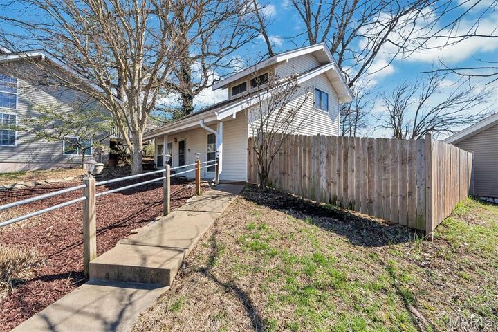 Property Photo:  11276 Pineside Drive  MO 63146 