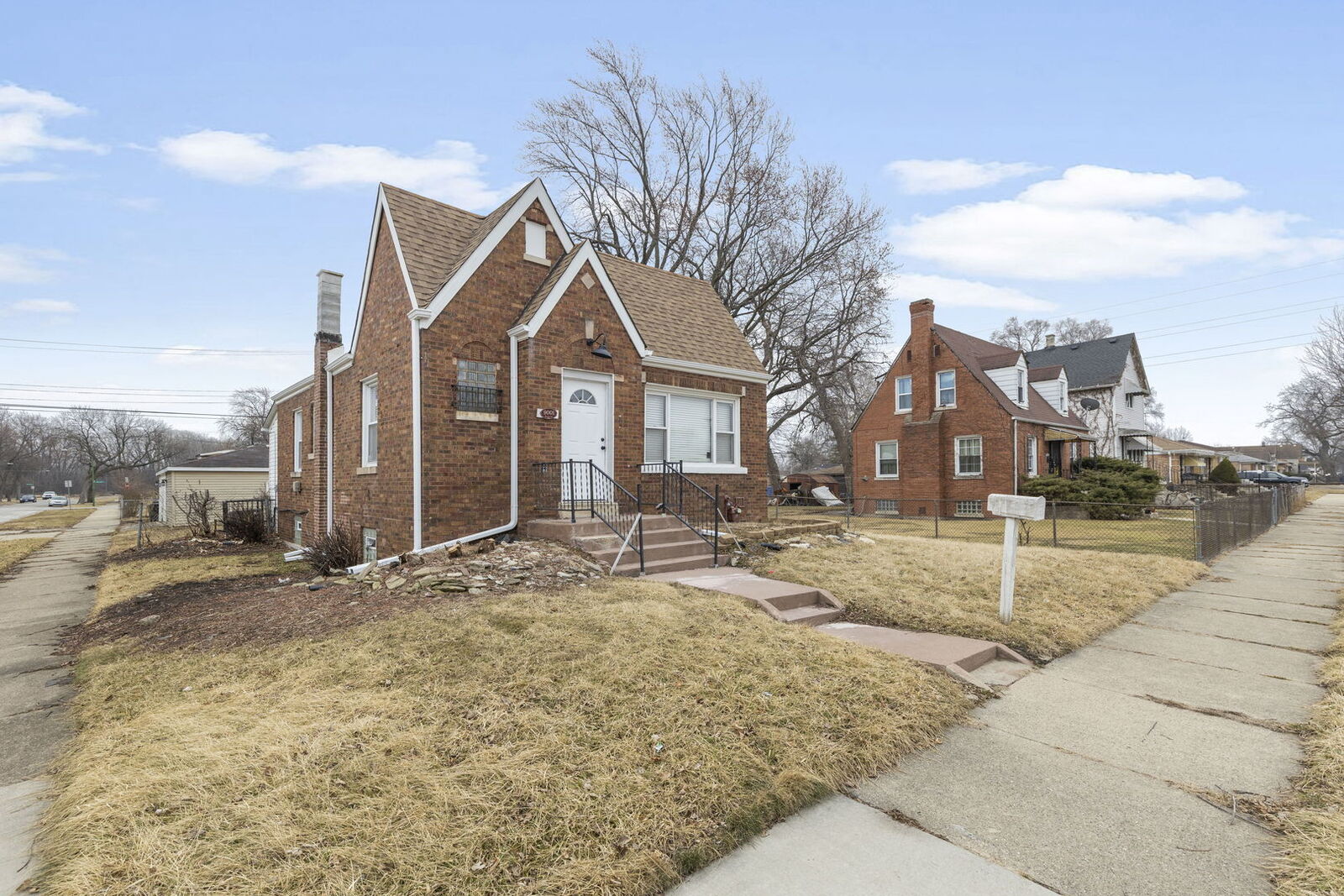 Property Photo:  9001 S Parnell Avenue  IL 60620 