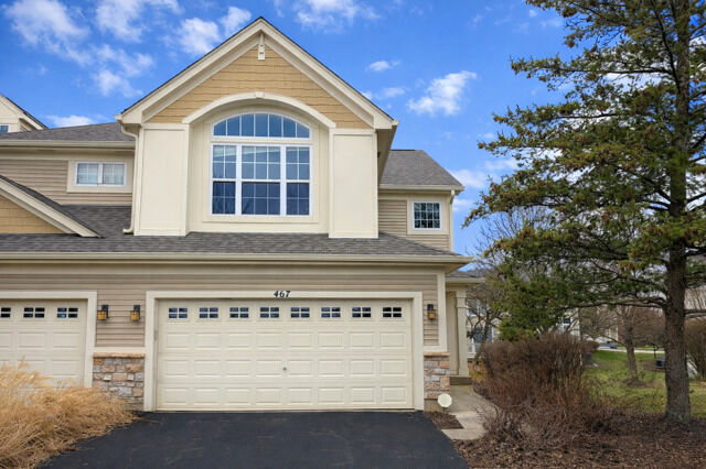 Property Photo:  467 Vaughn Circle  IL 60502 