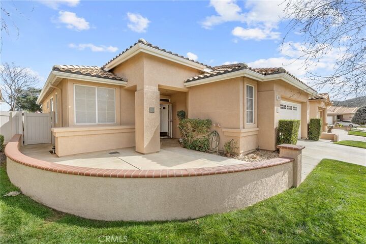 Property Photo:  1318 S Bay Hill  CA 92220 