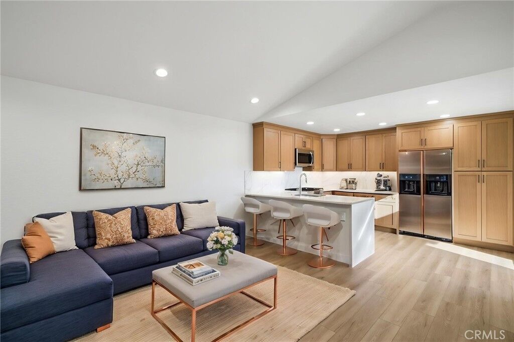 Property Photo: 17333 Brookhurst B7 CA 92708