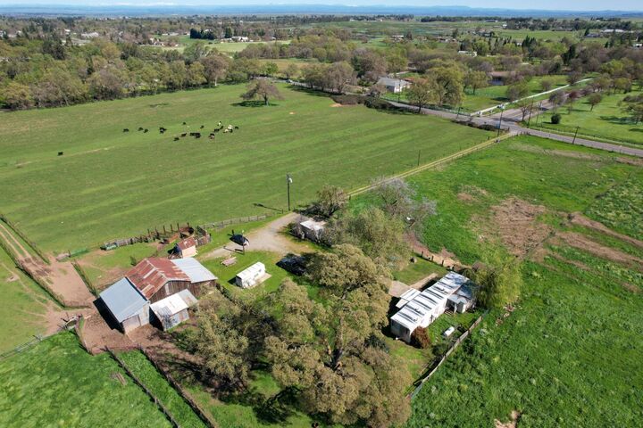 Property Photo:  8960 Dillard Road  CA 95693 