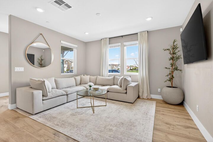 Property Photo:  2861 Bathford Street  CA 95833 