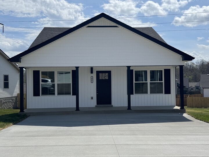 Property Photo: 1166 Tybee Dr TN 37042