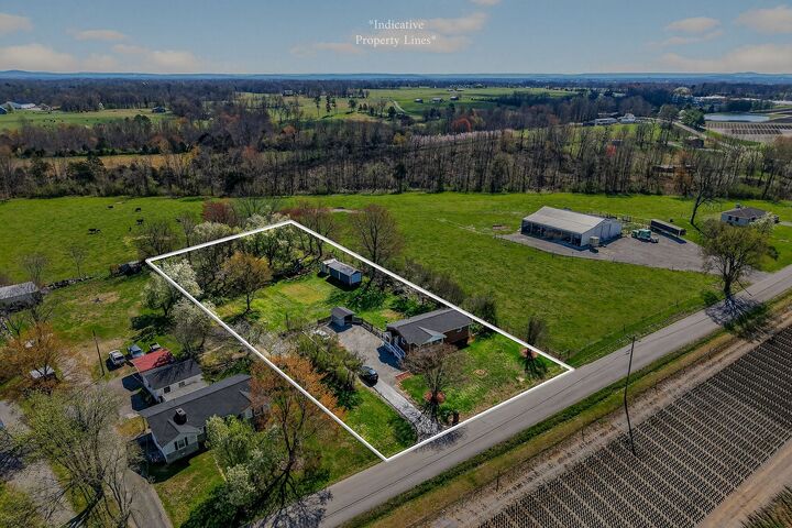 Property Photo:  1823 Evins Mill Rd  TN 37166 