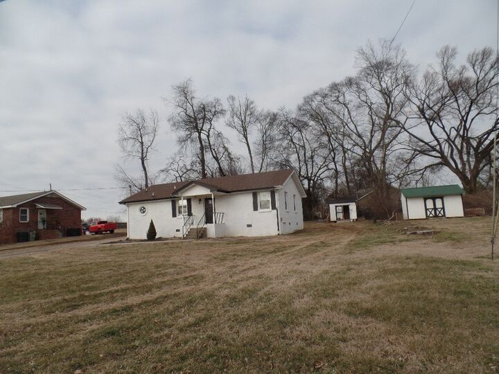 Property Photo:  106 Richland Ct  TN 37066 