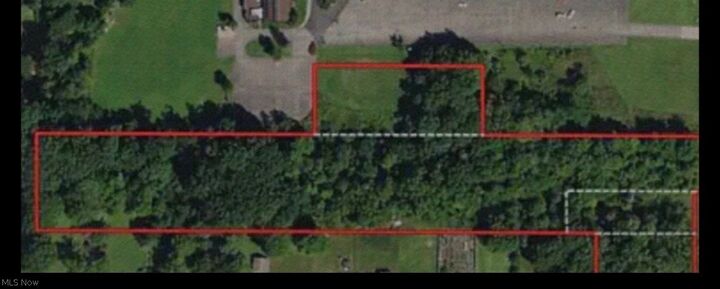 Property Photo:  902 S Meridian Road  OH 44509 