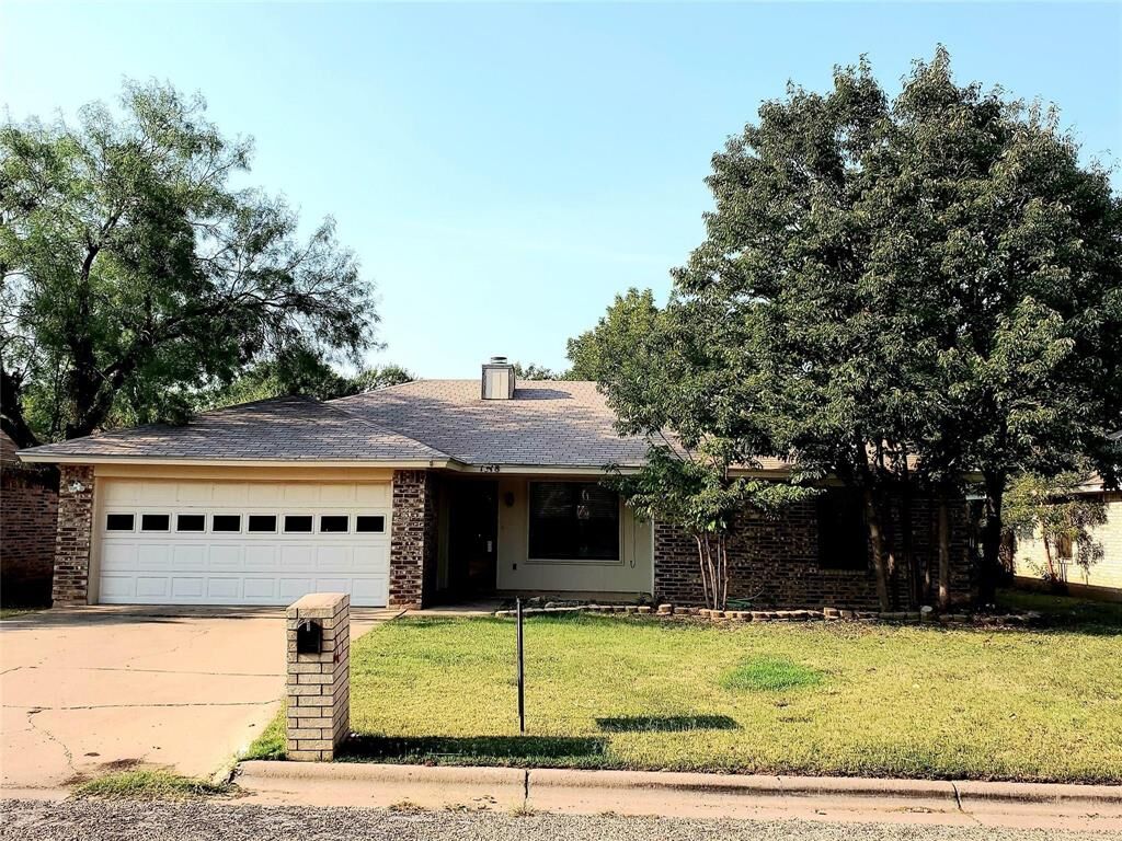 Property Photo: 1518 Seamans Way TX 79602