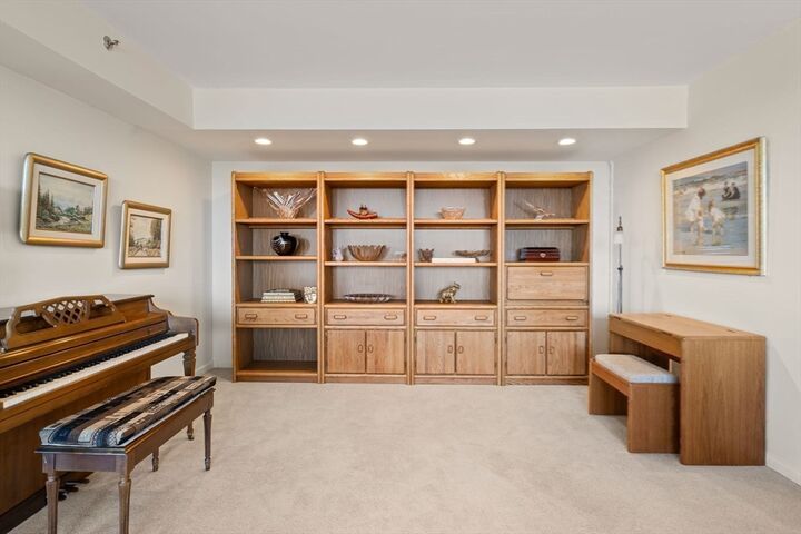 Property Photo:  250 Hammond Pond Parkway 1111S  MA 02467 