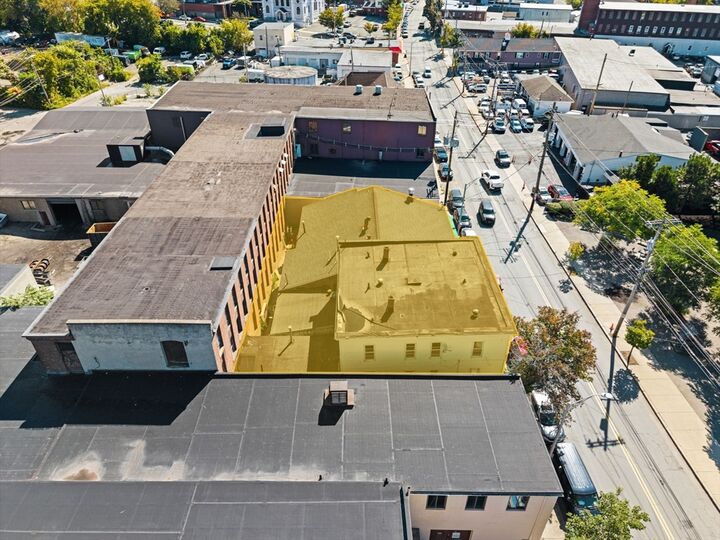 Property Photo:  46-48 Walnut St  MA 01960 