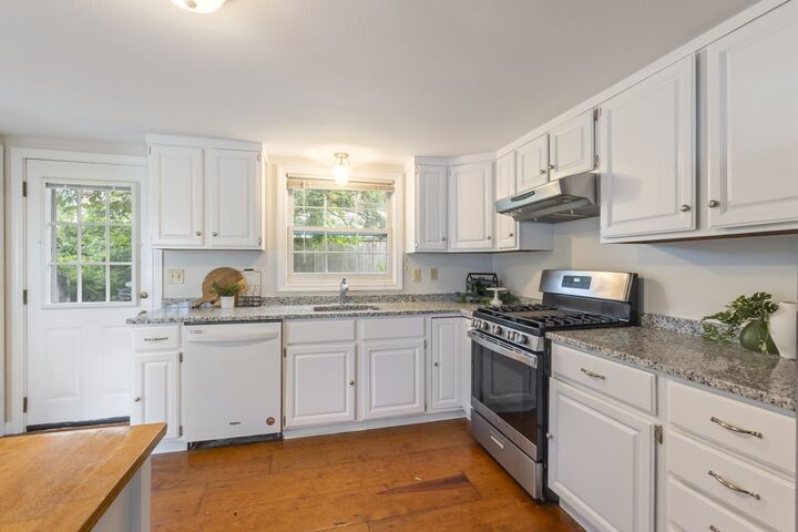 Property Photo: 191-193 South St MA 02043