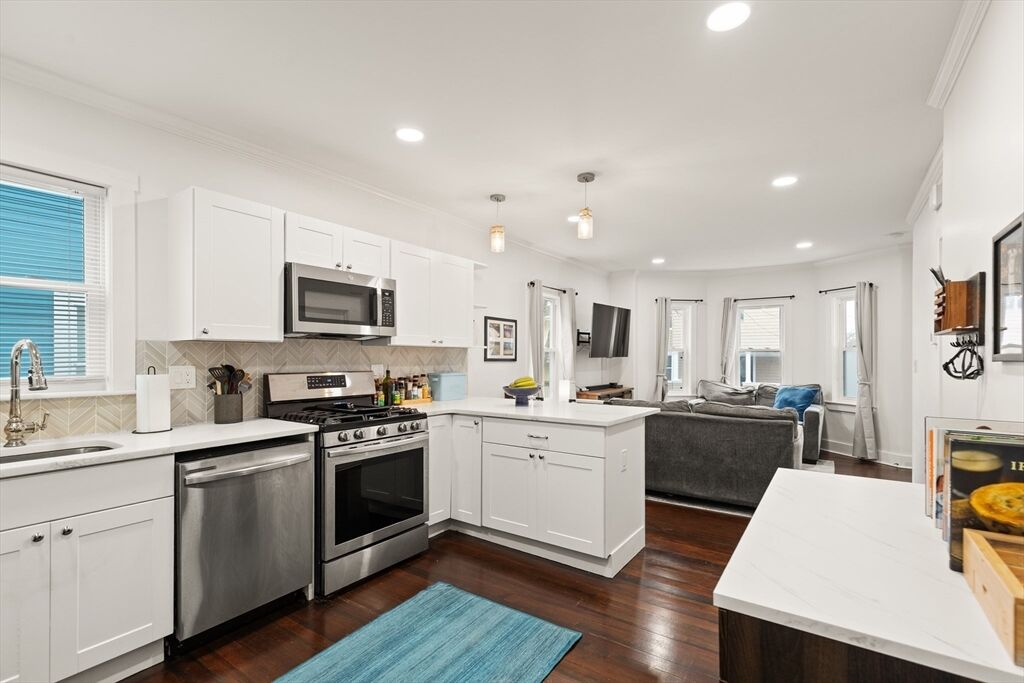 Property Photo:  16-18 Phelps Street 16-1  MA 01970 