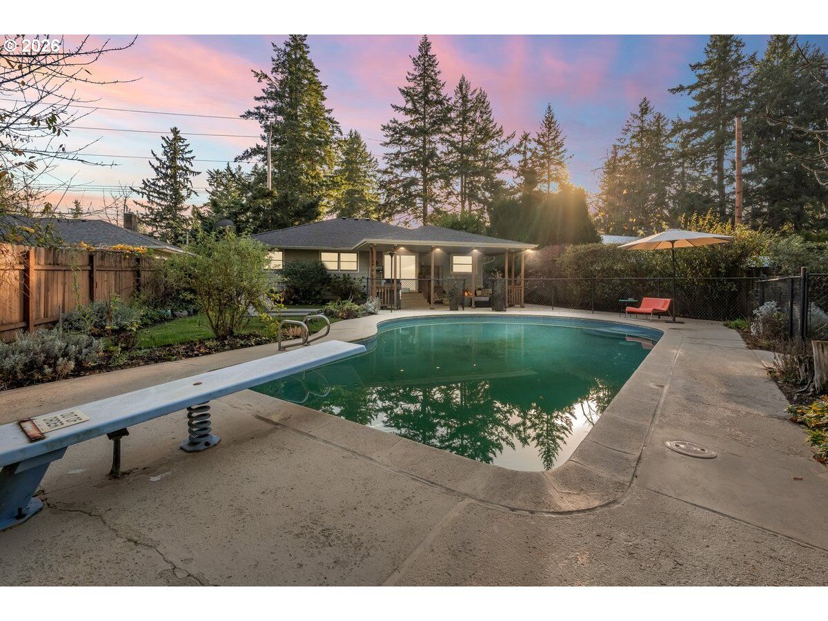 Property Photo:  12699 SE Harold St  OR 97236 