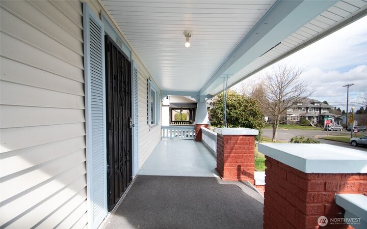 Property Photo: 1208 S Ainsworth Avenue WA 98405