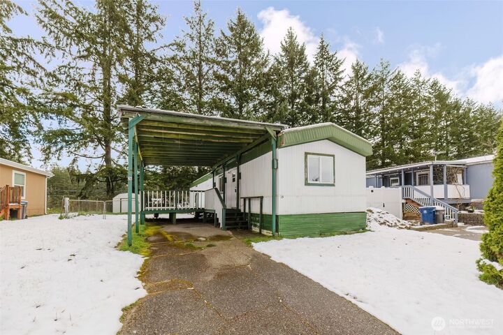 Property Photo:  3371 SE Bielmeier Road 26  WA 98367 