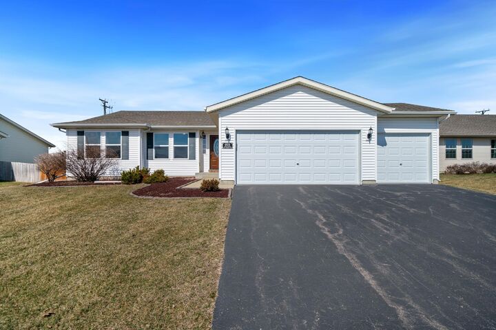 Property Photo:  6928 Tupelo Road  IL 61111 