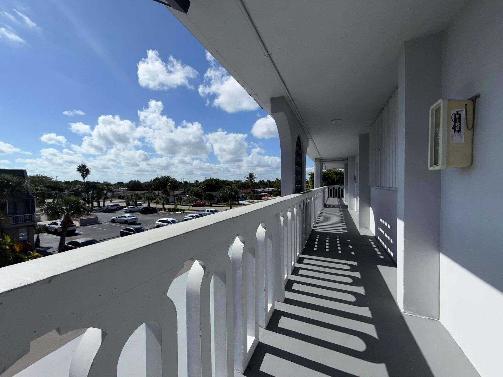 Property Photo:  1040 SE 4th Avenue 331  FL 33441 