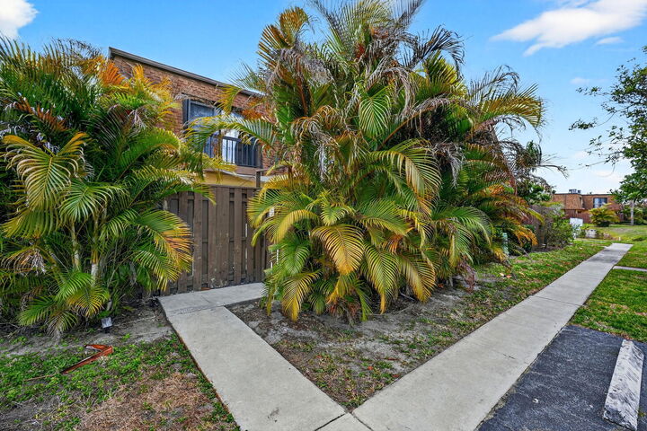 Property Photo: 110 N Delaware Boulevard 10C FL 33458