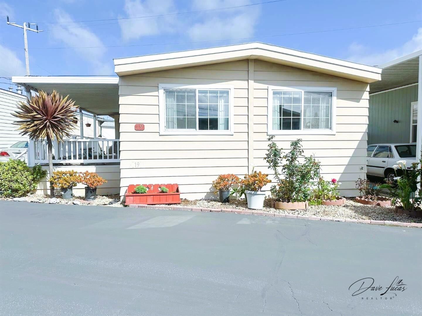 Property Photo:  1146 Birch Avenue 19  CA 93955 
