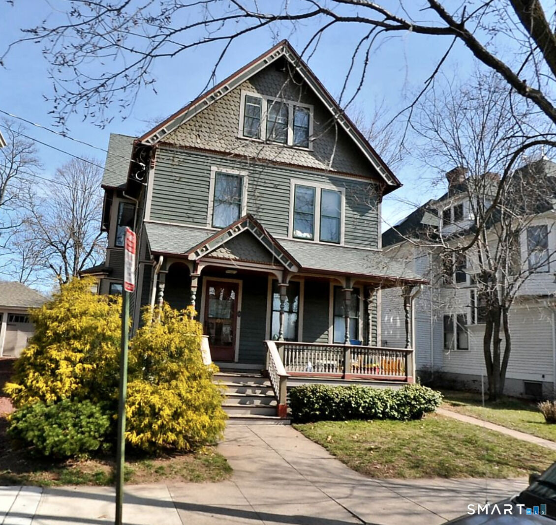 Property Photo:  439 Edgewood Avenue  CT 06511 