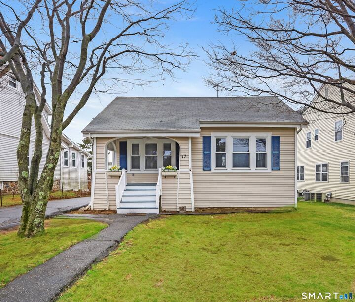 Property Photo:  17 Reservoir Avenue  CT 06850 
