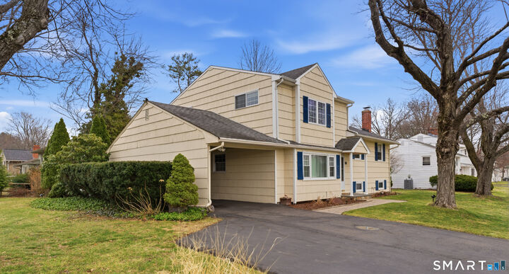 Property Photo: 28 Ashford Road CT 06107