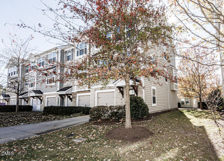 Property Photo: 14 Prairie View Court NC 27703