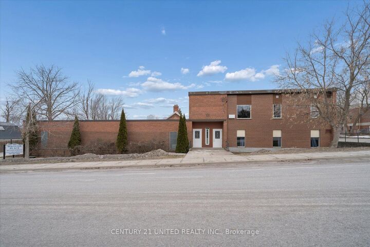 Property Photo:  1027 Willcox Street 201  ON K0L 1H0 