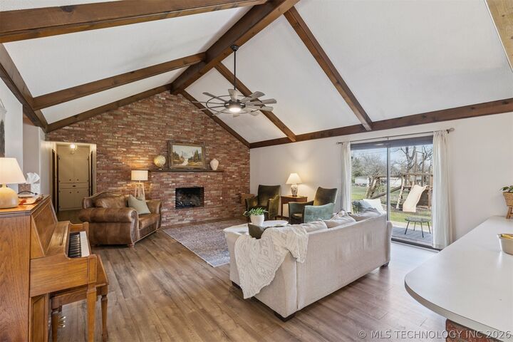 Property Photo:  1218 S Highland Avenue  OK 74023 