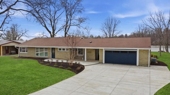 Property Photo: 1091 Sylvan Shores Drive OH 45369