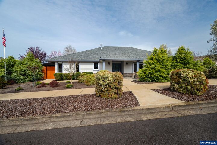 Property Photo:  1115 Skookum Dr  OR 97381 