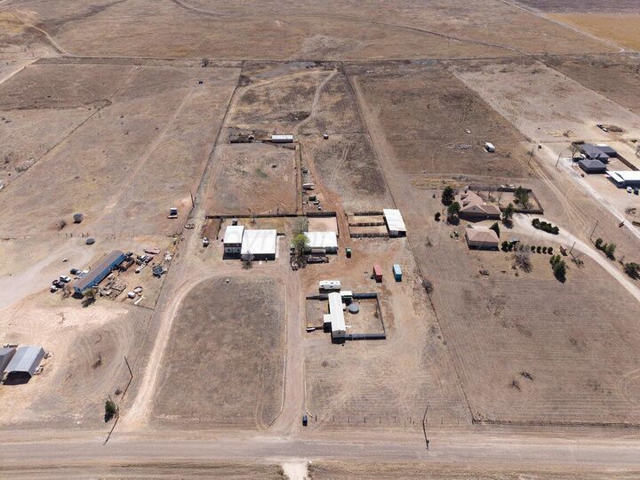 Property Photo:  14301 White Tail Avenue  TX 79124-3625 