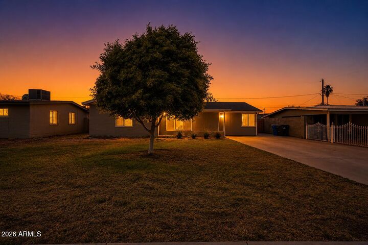 Property Photo: 2026 W Oregon Avenue AZ 85015
