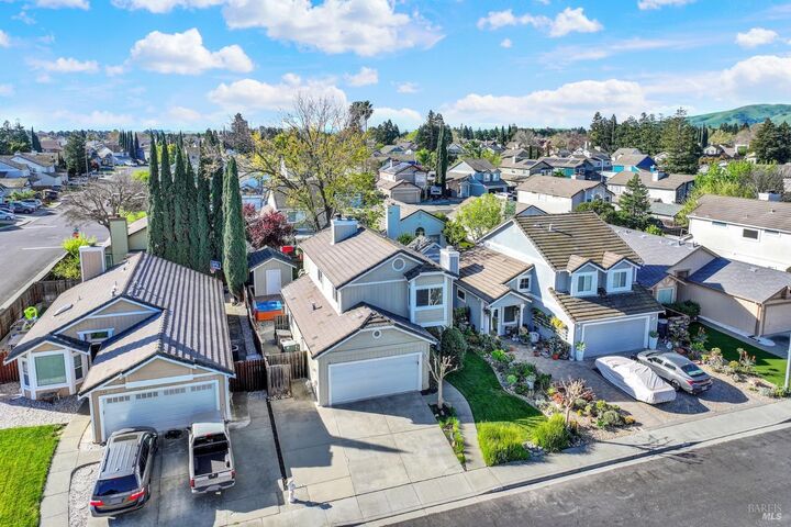 Property Photo:  696 Poppy Circle  CA 95687 