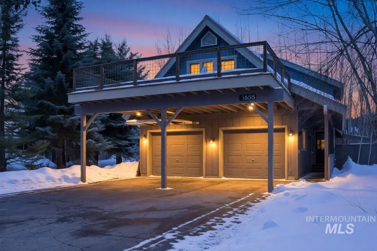 Property Photo:  1658 Timber Cir  ID 83638 