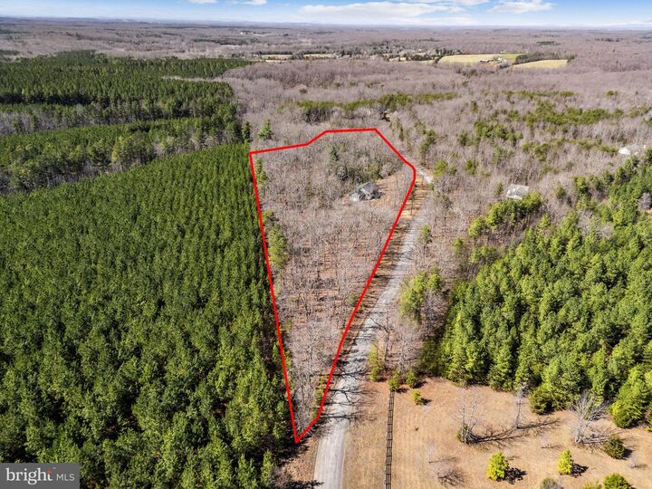 Property Photo:  21270 Walkers Ln  VA 22736 