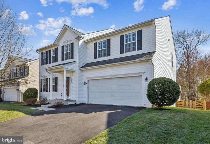 Property Photo:  42921 Spyder Place  VA 20152 