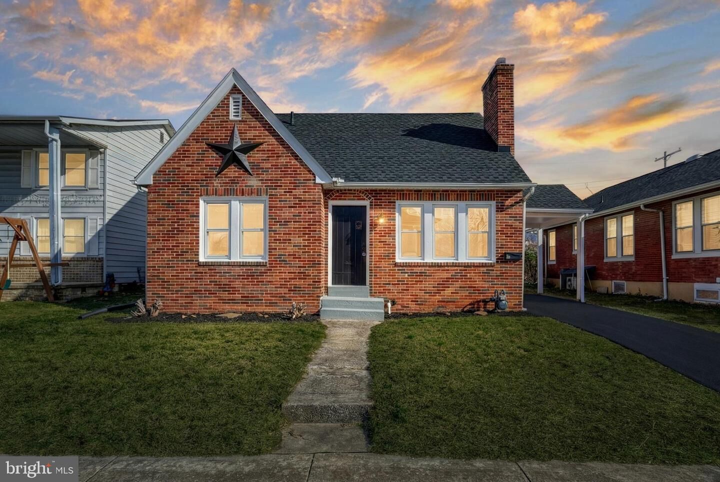 Property Photo:  327 Norway Street  PA 17403 