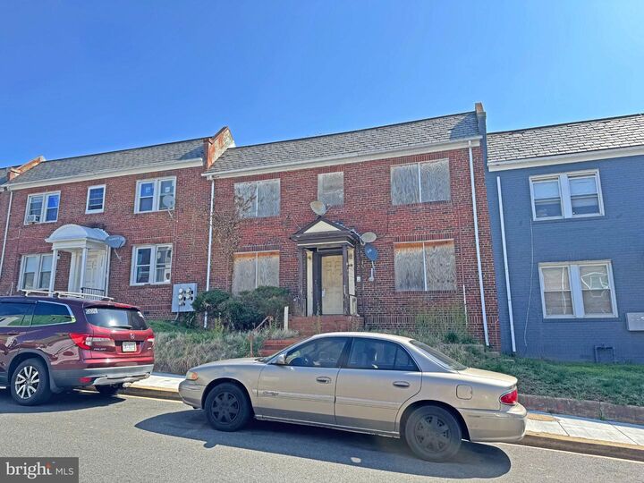 Property Photo: 1019 18th Street NE DC 20002
