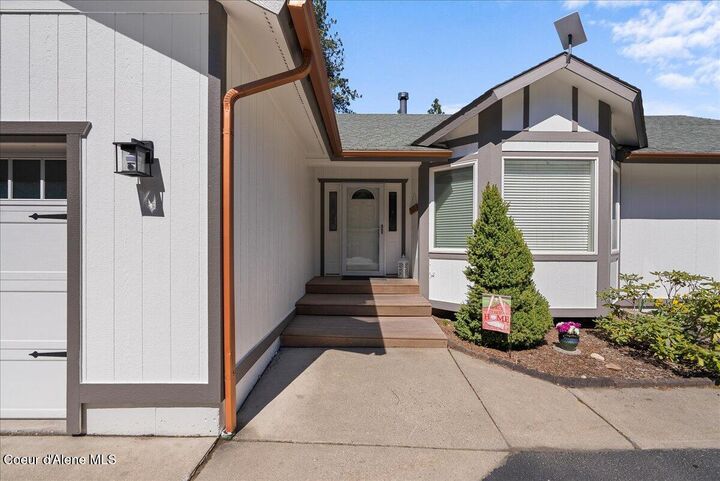 Property Photo:  2447 E Garwood Road  ID 83835 