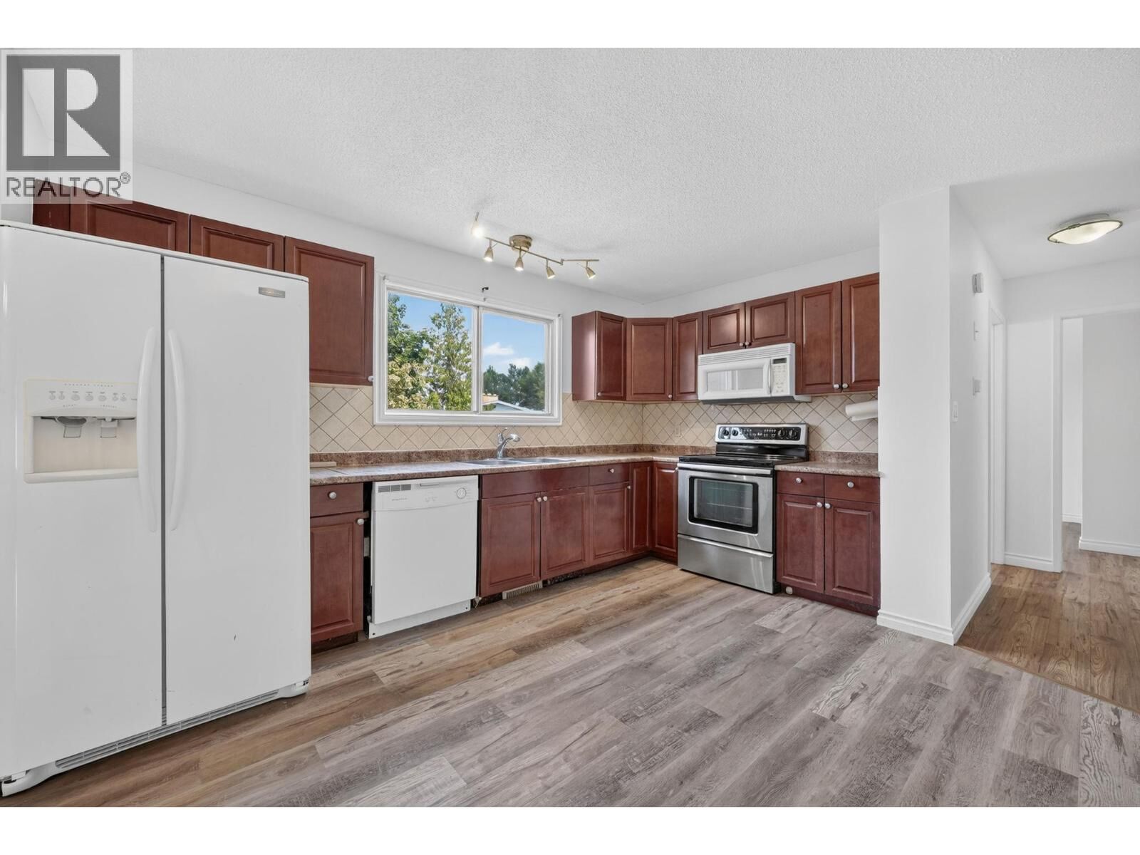 Photo de la propriété:  1420 Graham Road  BC V1X 1K2 