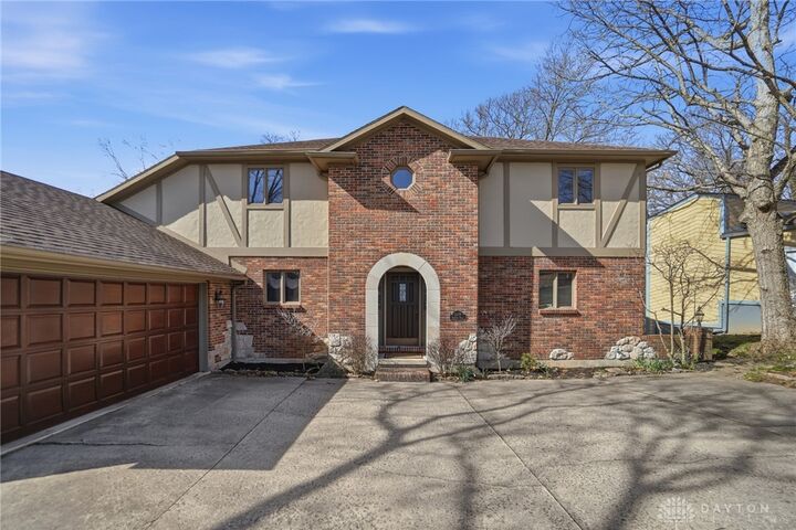 Property Photo:  1119 Birchton Place  OH 45377 